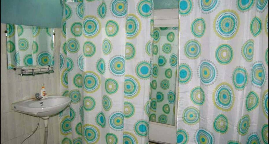 BASERAZ - A Premium Guest House, Patna 5